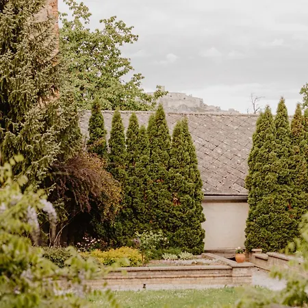 ペンジオン セント マーティン ゲストハウス 3*