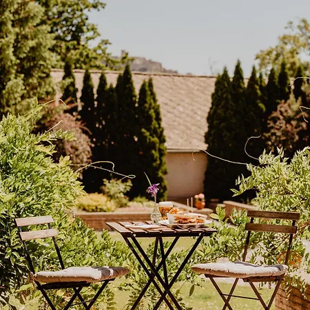 ペンジオン セント マーティン ゲストハウス Spišské Podhradie